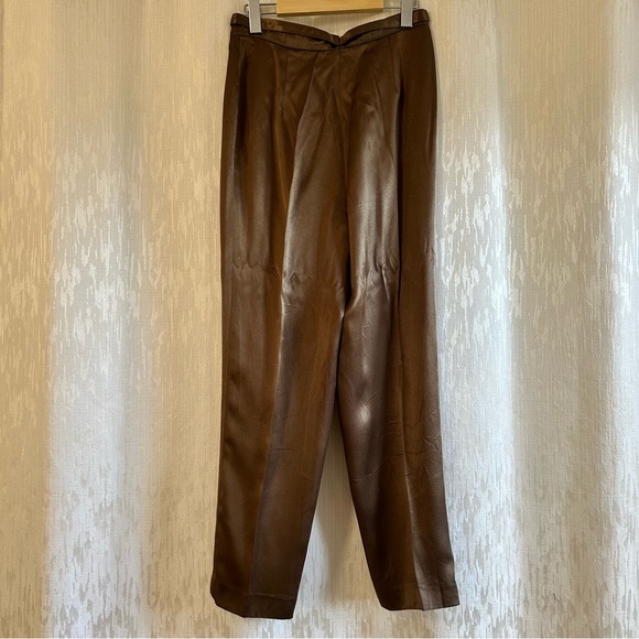 Vintage metallic gold, satin pleated trousers - Picture 2 of 11